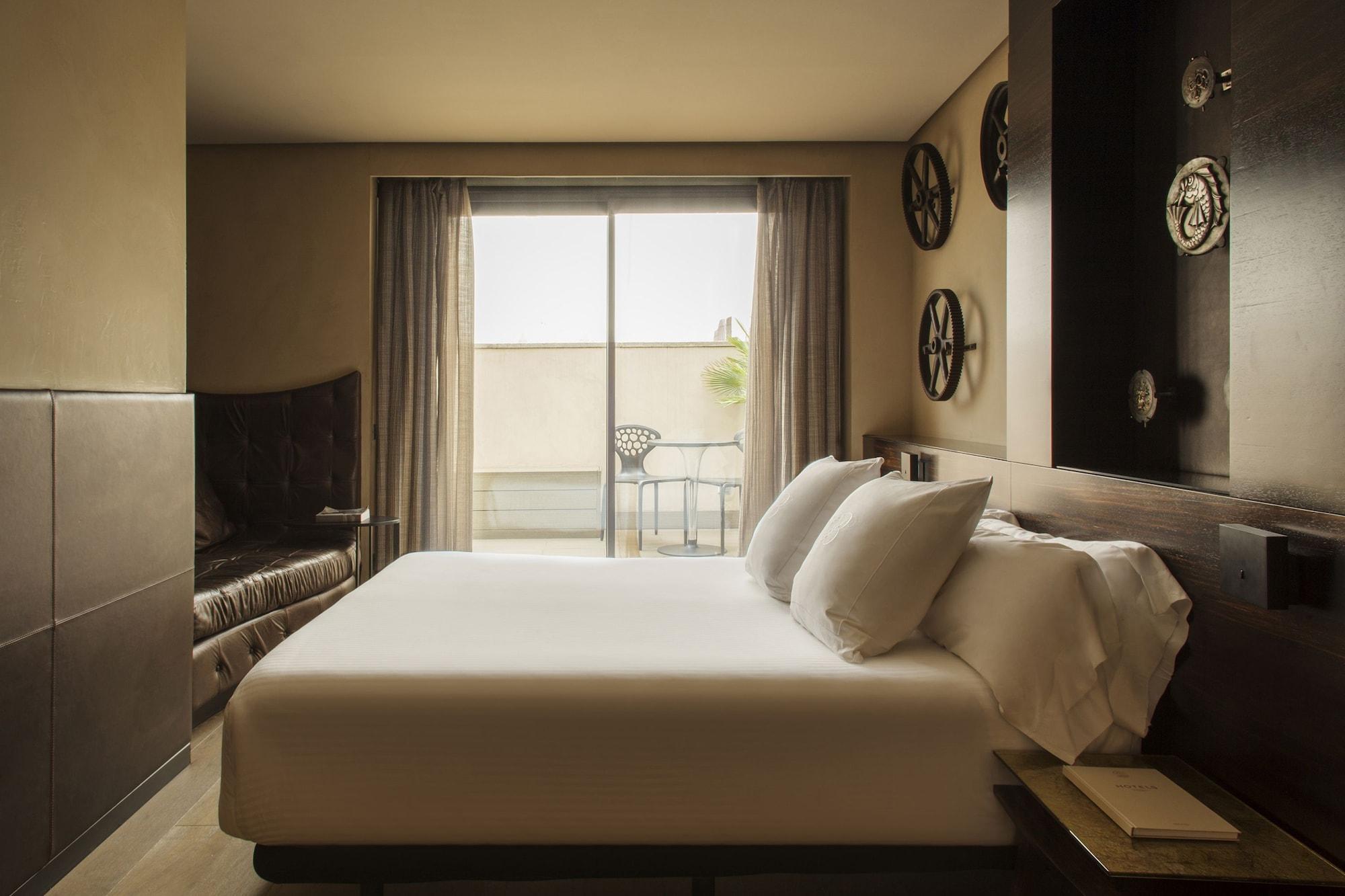 Bagues, A Small Luxury Of The World Barcelona